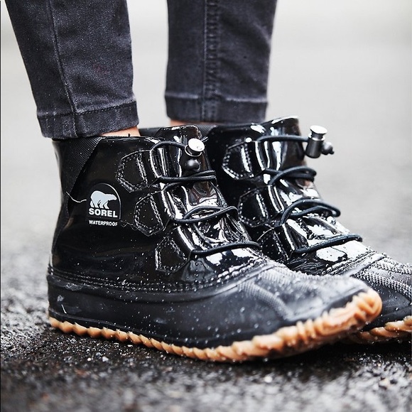 Sorel Out n About Patent Black Rainboots - Picture 1 of 10